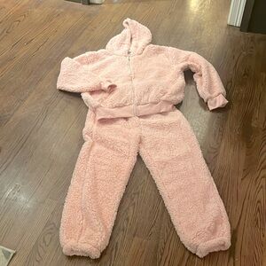 🩷 Women's , Pink Sherpa lounge set! So comfy NEW! Medium 🩷